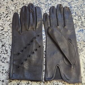 Vintage Leather Eyelet Detail Gloves - Black